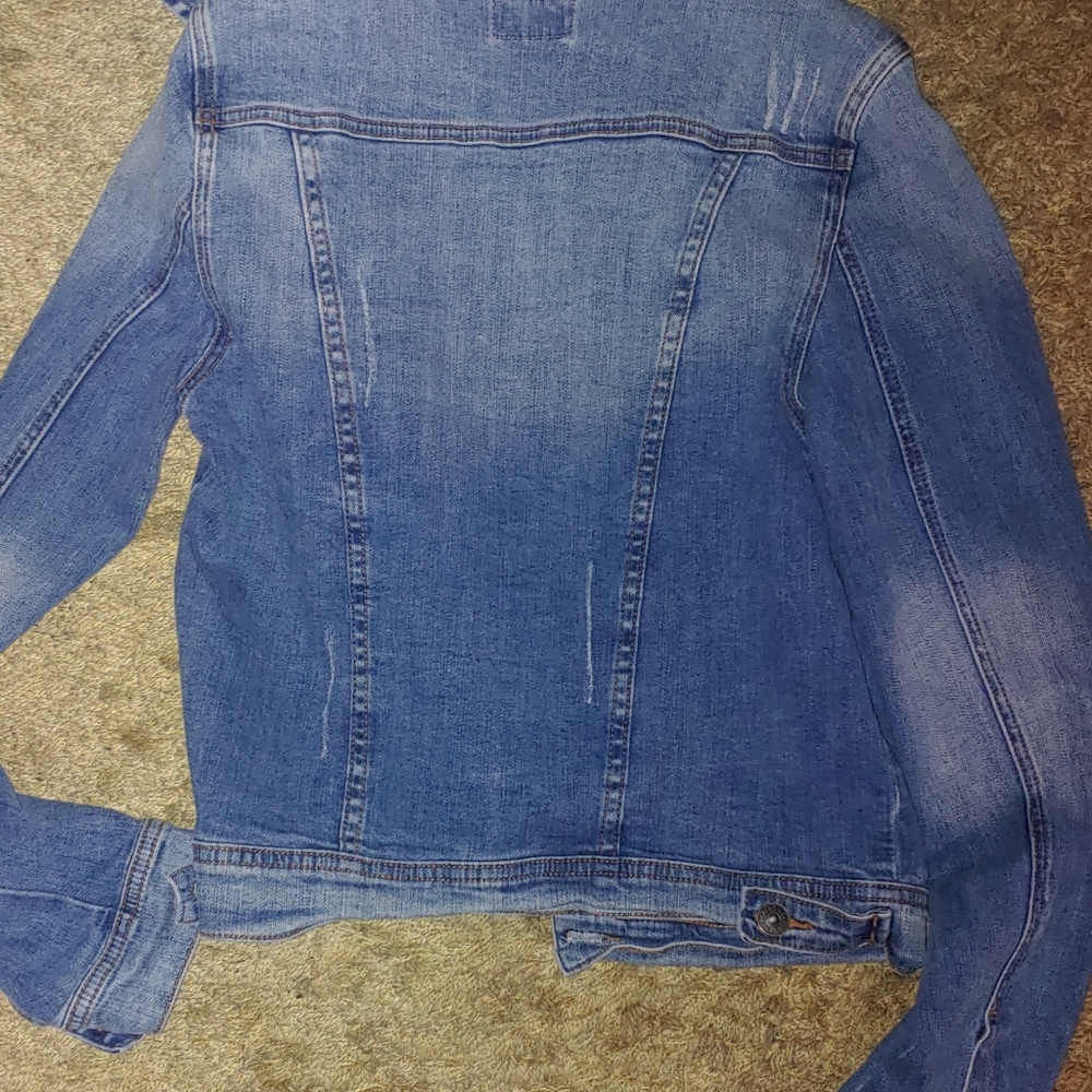 Jean jacket - Picture 2 of 7